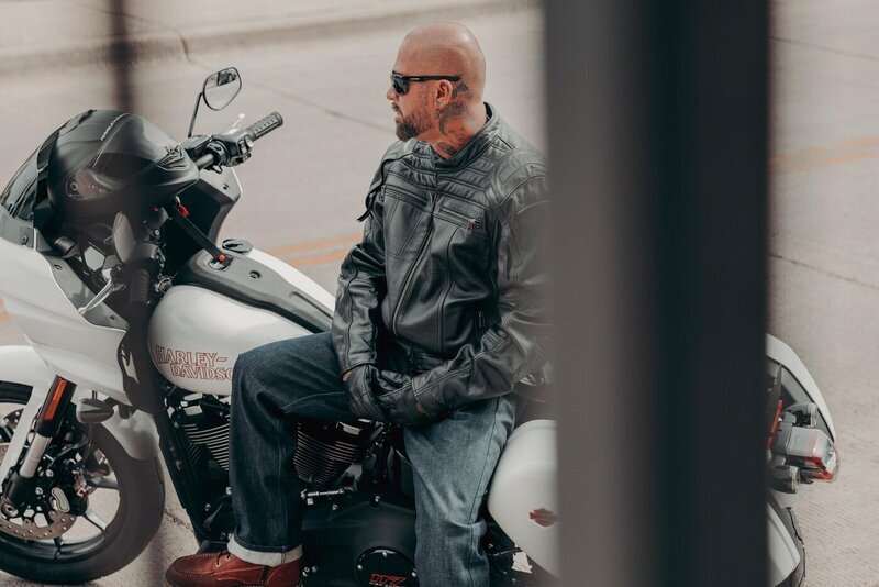 <b>26-fxlrst-lifestyle-0047-jk.tif[6909_-1xoxarxbg(white)]</b>