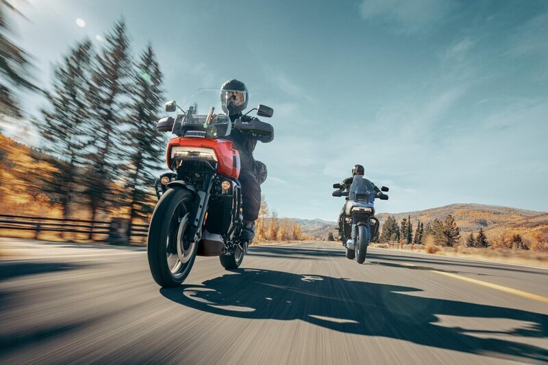 <b>250902-26-ra1250s-panamericaspecial-ridingemotivejcflat.tif[8100_-1xoxarxbg(white)]</b>