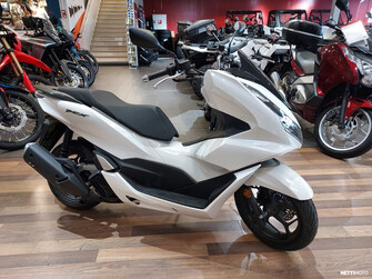 Honda PCX 2024