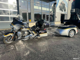 Harley-Davidson CVO FLHRS Road King Custom 2012