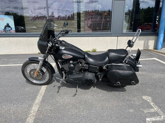 Harley-Davidson Dyna FXDBI Dyna Street Bob 2006
