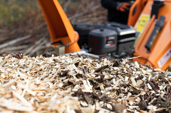 Bronco Haketin/Oksasilppuri B&S 13.5hv sähköstartilla