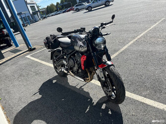 Triumph Trident  2023