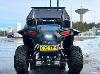 Polaris RZR 1000 2024