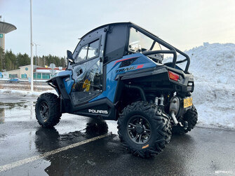 Polaris RZR 1000 2024