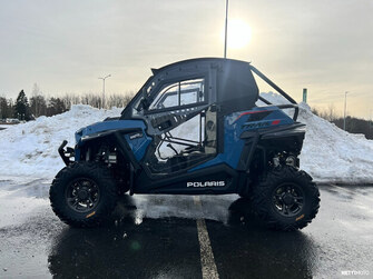 Polaris RZR 1000 2024