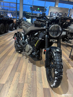 Husqvarna Svartpilen 401 2022