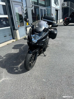 Suzuki GSX 1250 FA 2011