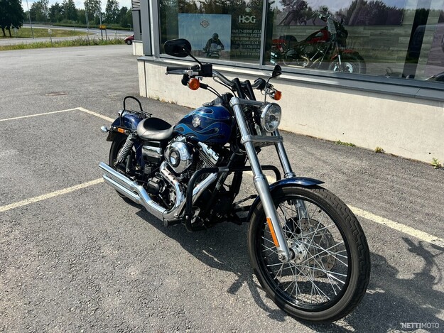 Harley-Davidson Dyna FXDWG Dyna Wide Glide 2012