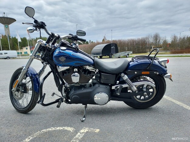 Harley-Davidson Dyna FXDWG Dyna Wide Glide 2012