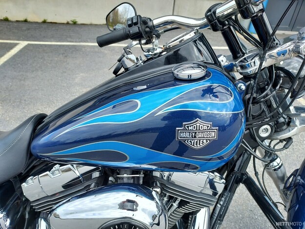 Harley-Davidson Dyna FXDWG Dyna Wide Glide 2012