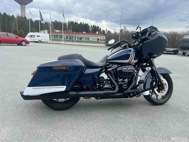 Harley-Davidson Touring  2021