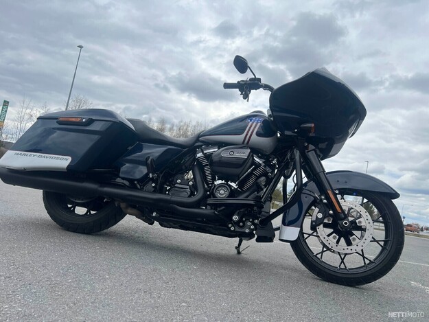 Harley-Davidson Touring  2021