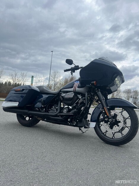 Harley-Davidson Touring  2021