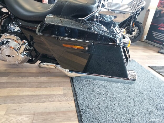 Harley-Davidson Touring FLHXI Street Glide 2011
