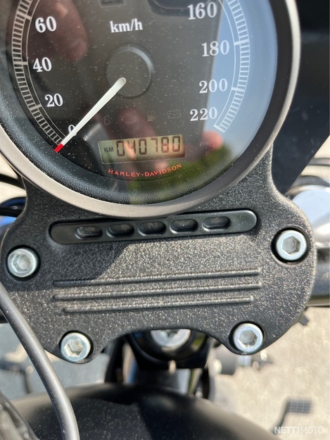 Harley-Davidson Sportster XL 1200 N IRON 2011