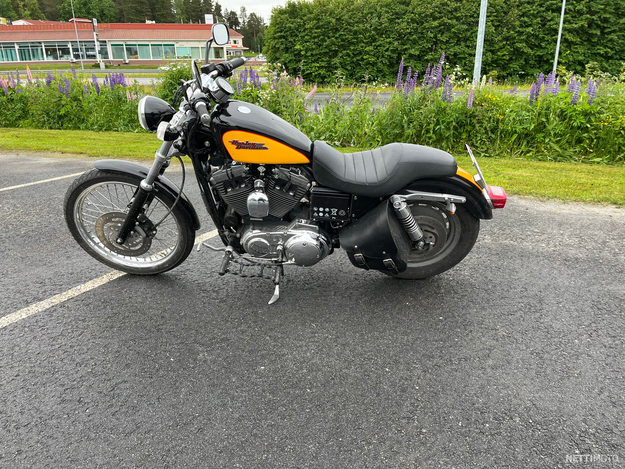 Harley-Davidson Sportster XL 1200 C Sportster Custom 2001