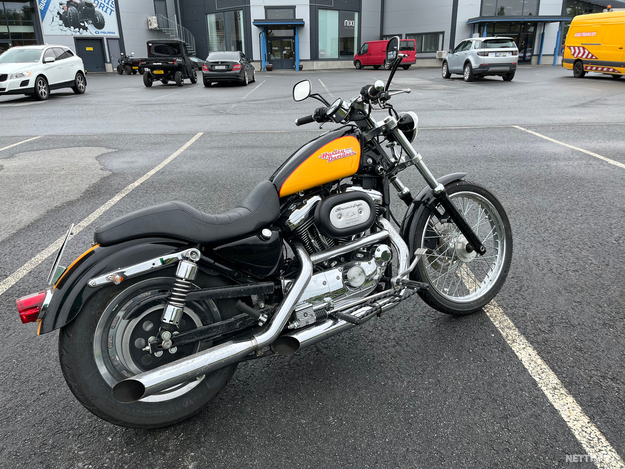 Harley-Davidson Sportster XL 1200 C Sportster Custom 2001