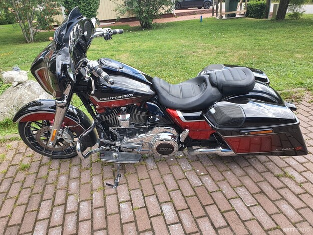 Harley-Davidson CVO  2021
