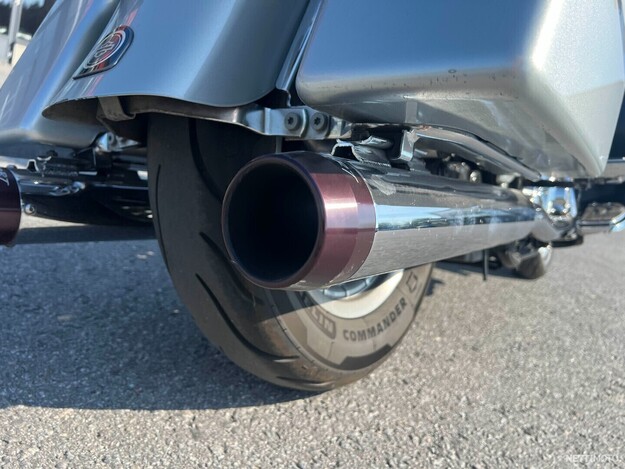 Harley-Davidson Touring FLTRI Road Glide 2006