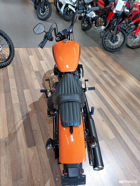 Harley-Davidson Softail Street Bob 2024