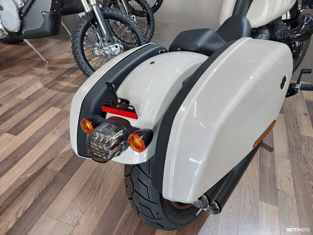 Harley-Davidson Softail FXLRS Low Rider S 2023
