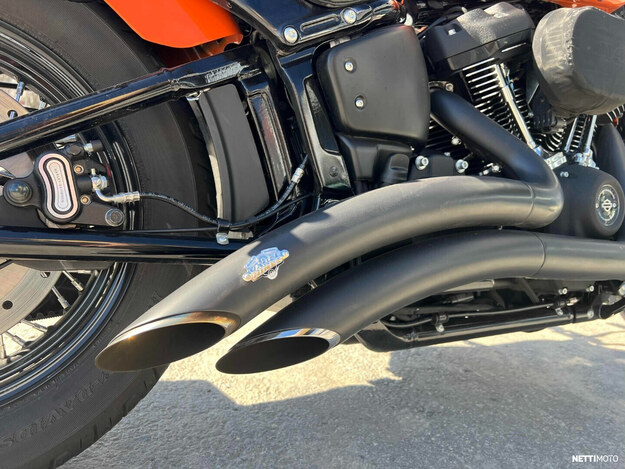 Harley-Davidson Softail Street Bob 2022