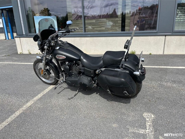 Harley-Davidson Dyna FXDBI Dyna Street Bob 2006