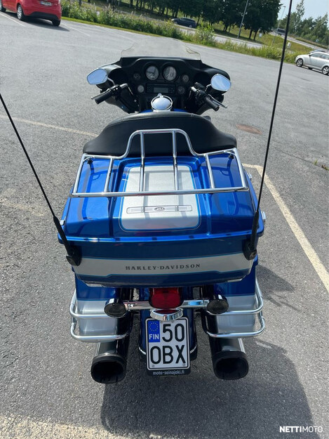 Harley-Davidson Touring FLHTC-U Ultra Classic Glide 2011