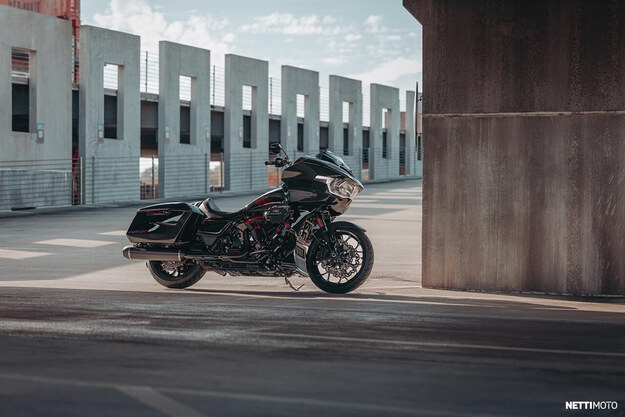 Harley-Davidson CVO  2024