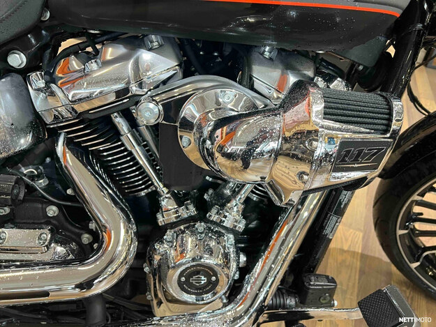 Harley-Davidson Softail Breakout 2023