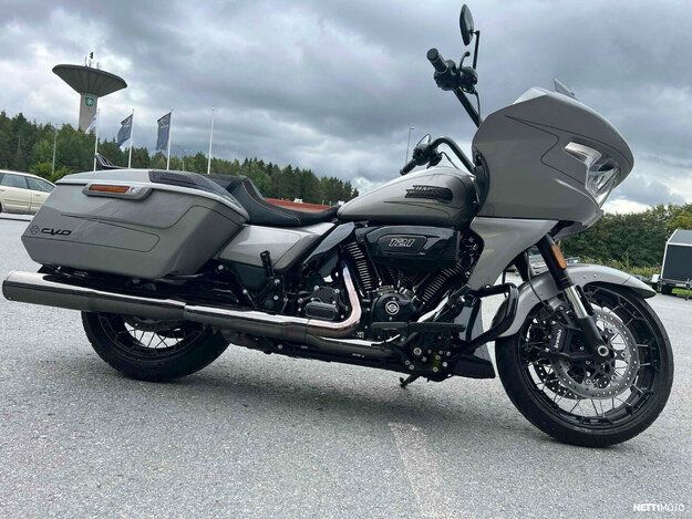 Harley-Davidson CVO  2024