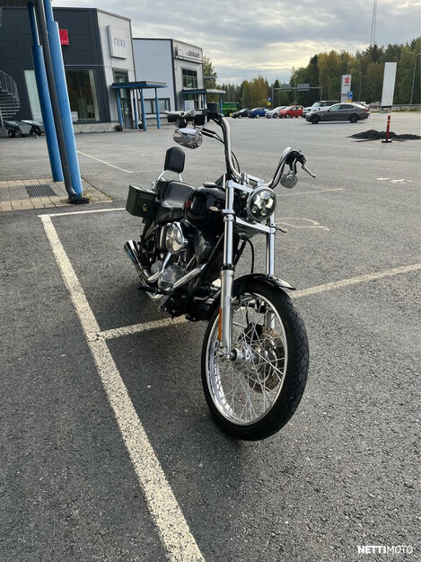 Harley-Davidson Softail FXST Softail Standard 2005