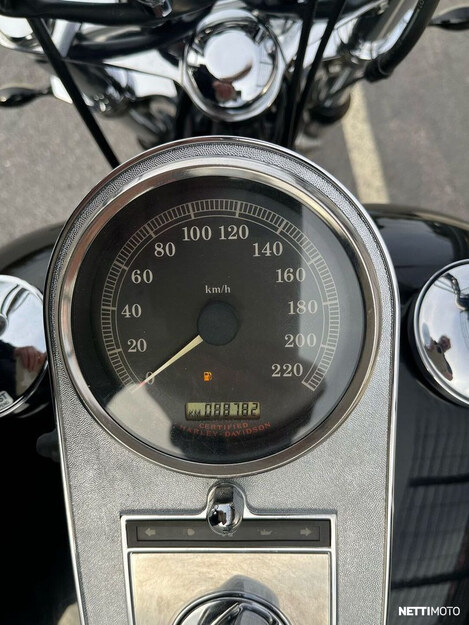 Harley-Davidson Softail FXST Softail Standard 2005