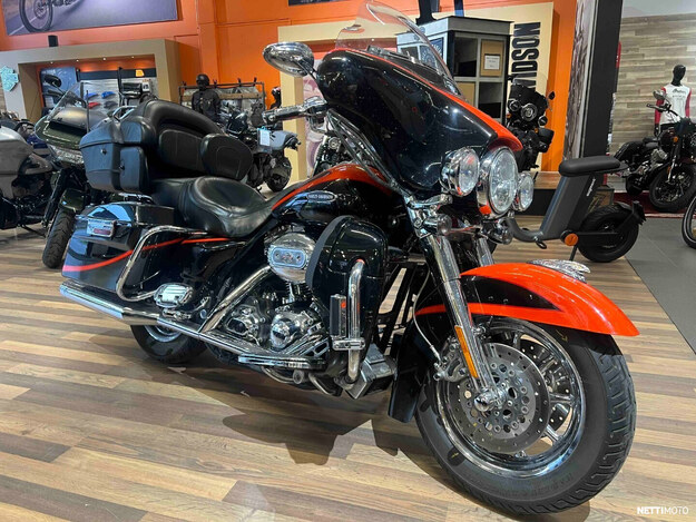 Harley-Davidson CVO  2007